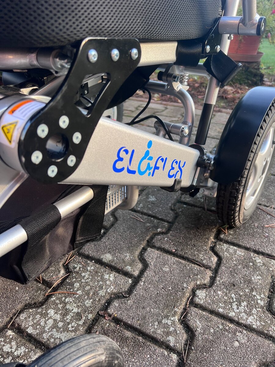 Elektrický invalidní vozík - 12