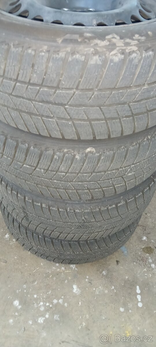 Mercedes-Benz C- - 12