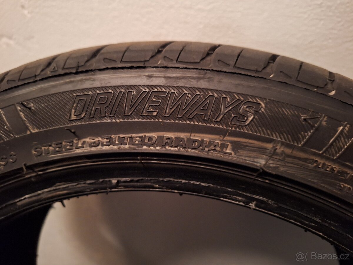 2x Tracmax 2x Driveways lassa 205 45 r16 - 12