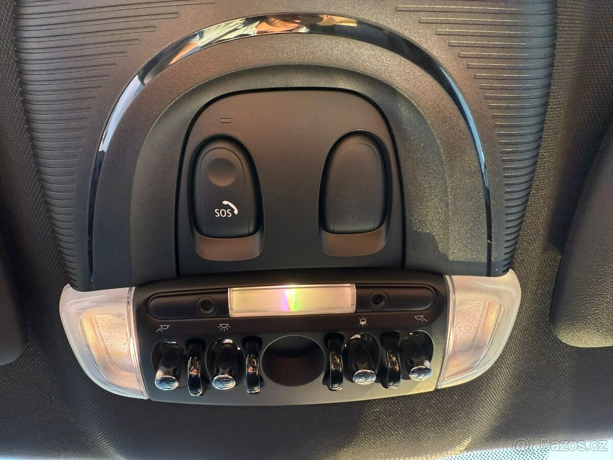 Mini Countryman Cooper SE ALL4 - 12