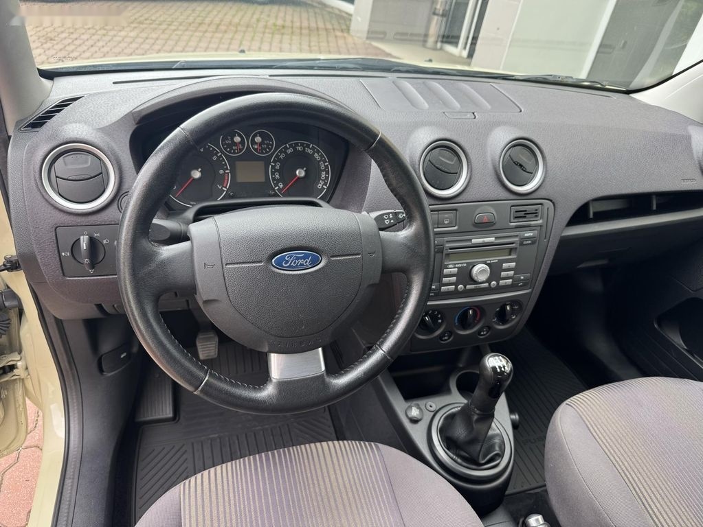 Ford Fusion,1.4i 59kW - 12