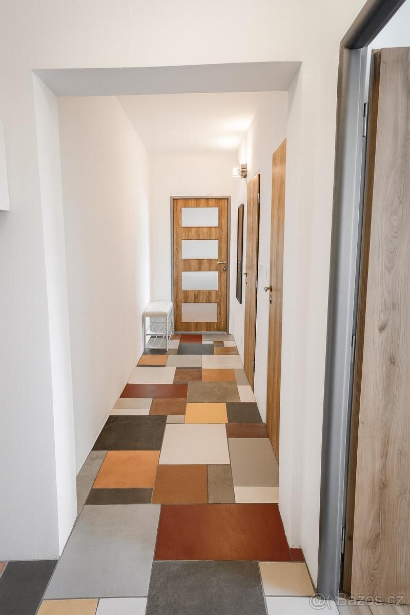 Prodej bytu 3+1 s balkonem, po rekonstrukci, Ostrava-Poruba - 12