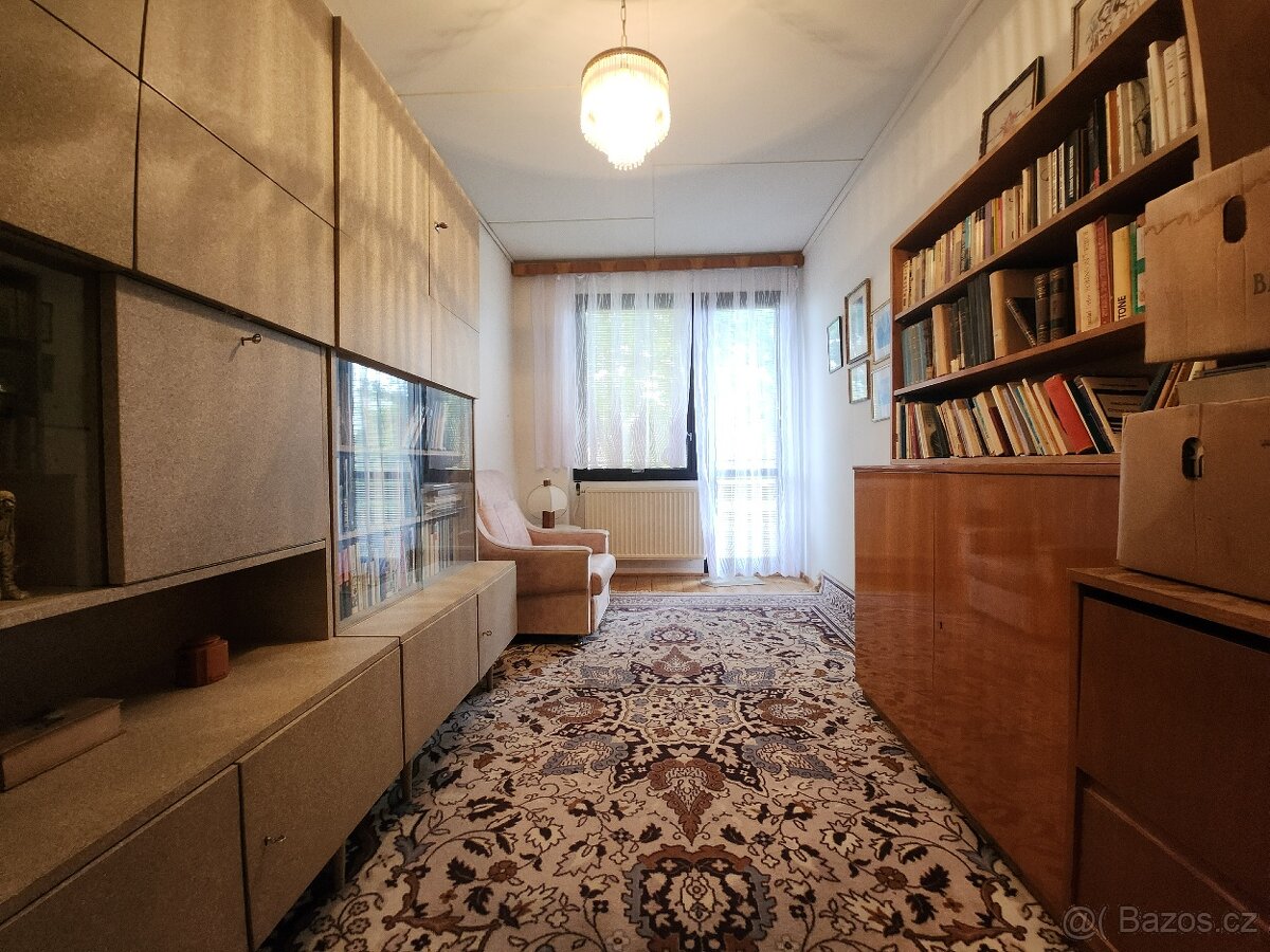 Prodej rodinného domu 4+1, 204 m2, Brozanská, Pardubice - 12