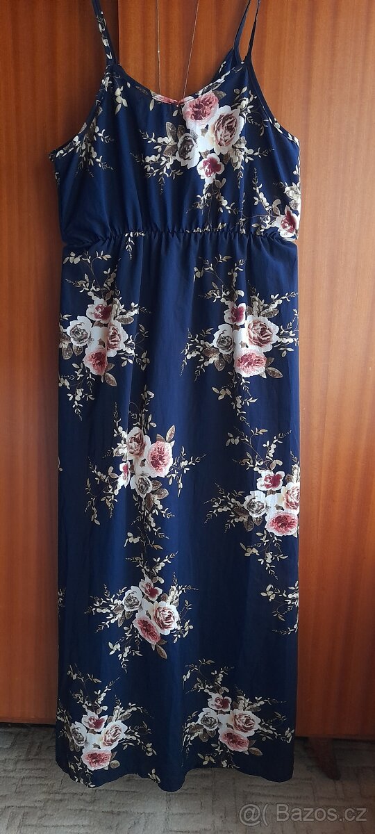 Květovaný krátký overal s vlečkou - 12