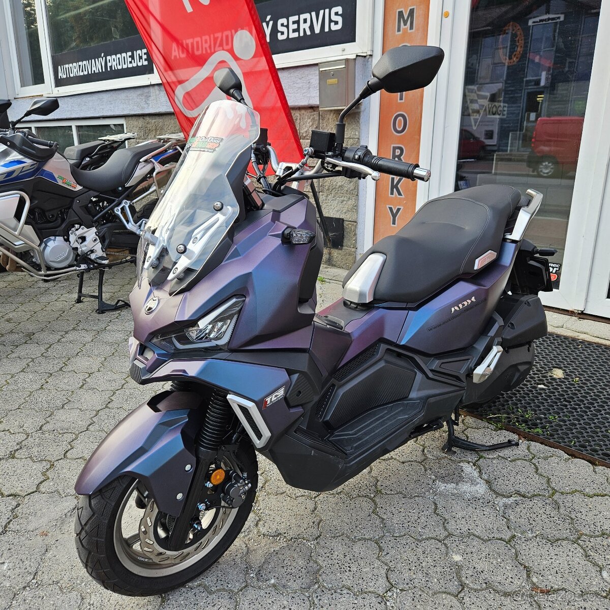 Sym ADX 125i LC ABS E5, PŘEDVÁDĚCÍ, DPH - 12