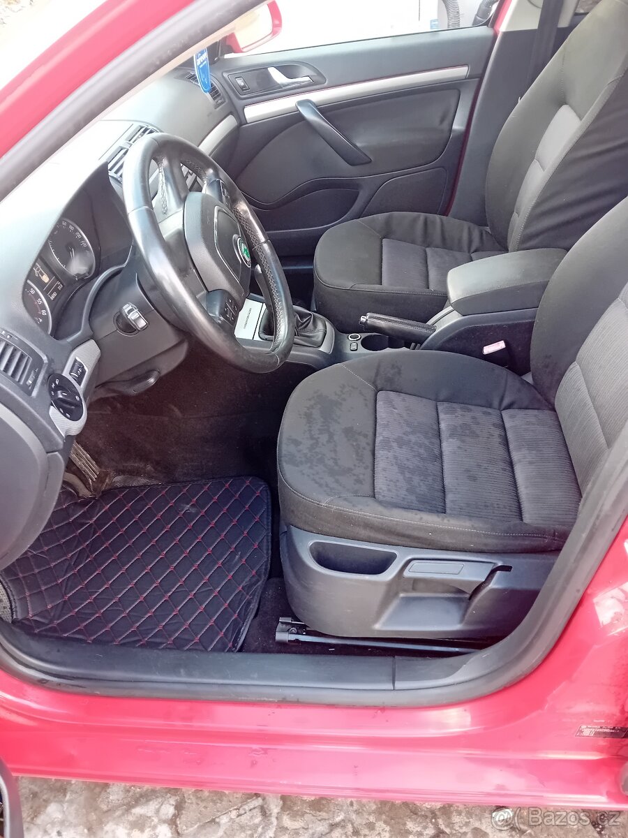 Škoda Octavia 1.6TDI kombi - 12
