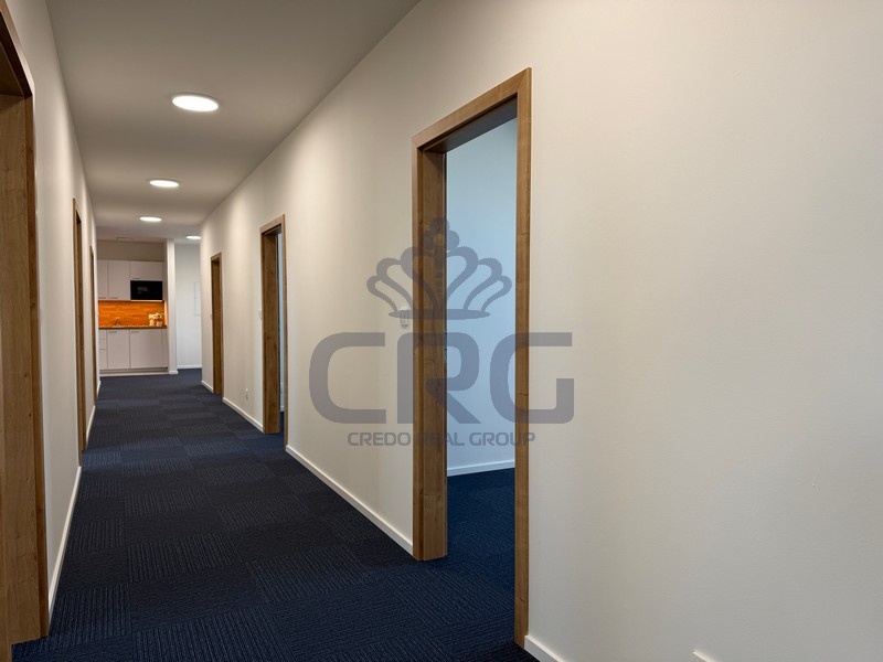 PRONÁJEM KANCELÁŘSKÉHO KOMPLEXU O CP CCA 181,57 M2, BRNO - 12