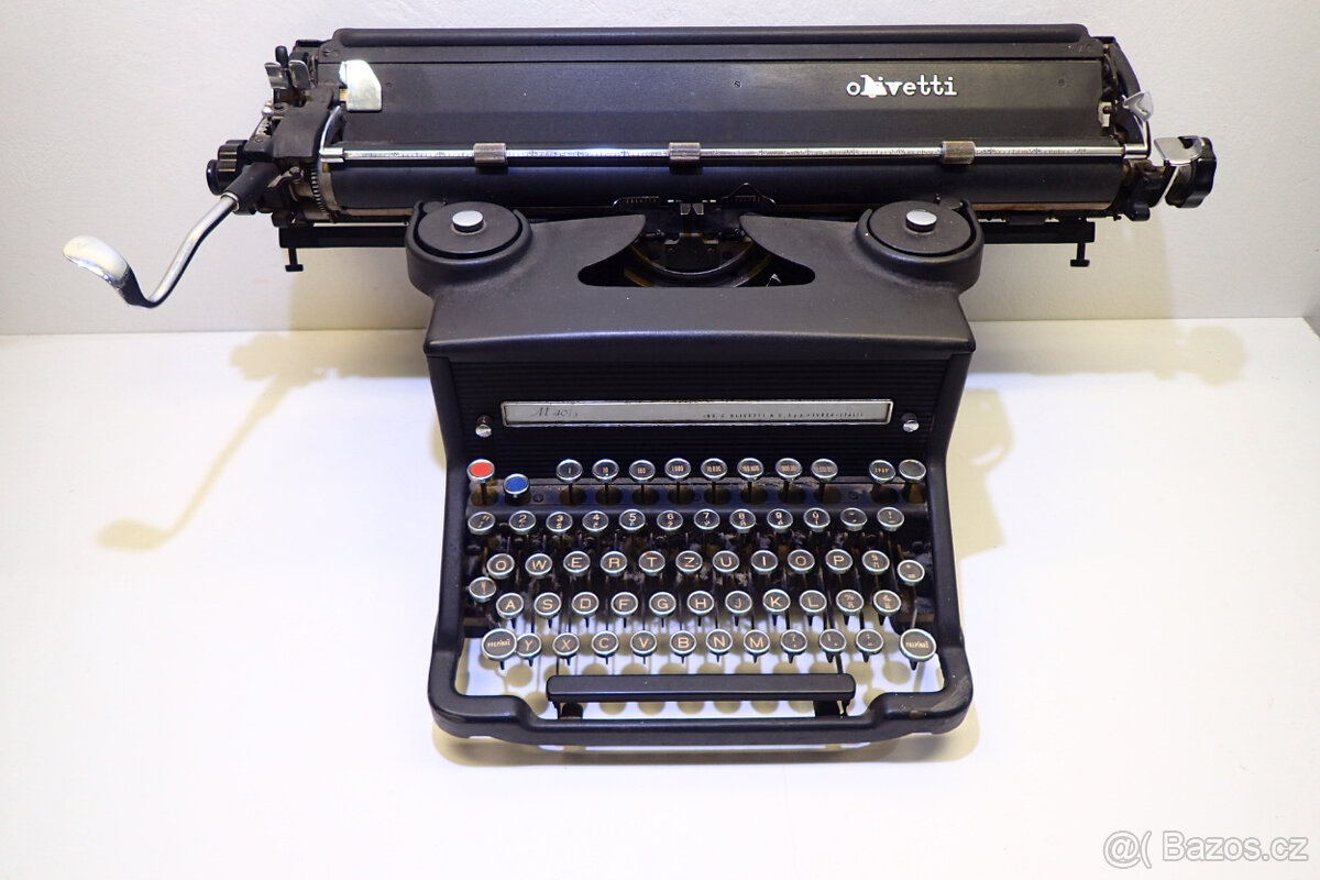 Psací stroj- Olivetti - Made in Italy - 1932 - 12