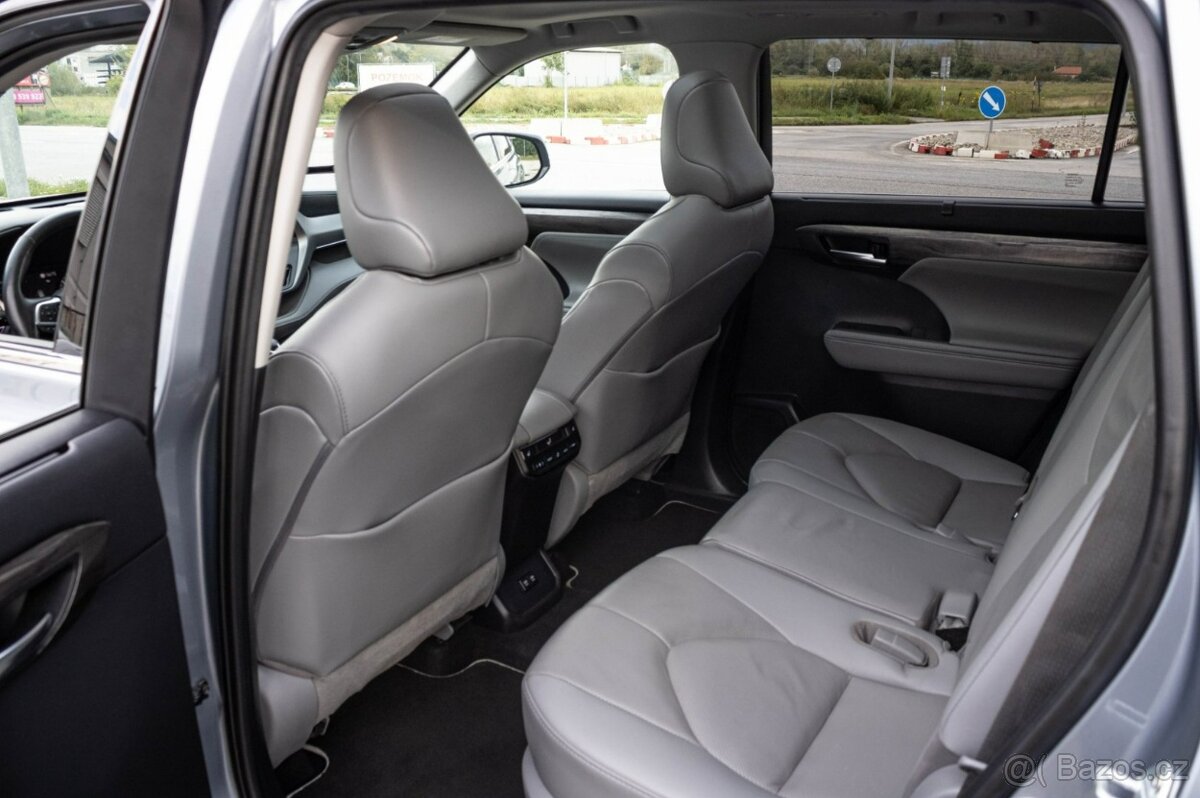 Toyota Highlander 2.5 Hybrid Dynamic Force Executive AWD - 12