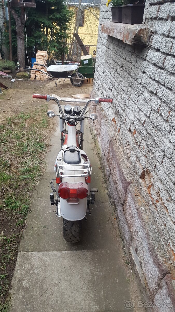 Suzuki rv 50 - 12