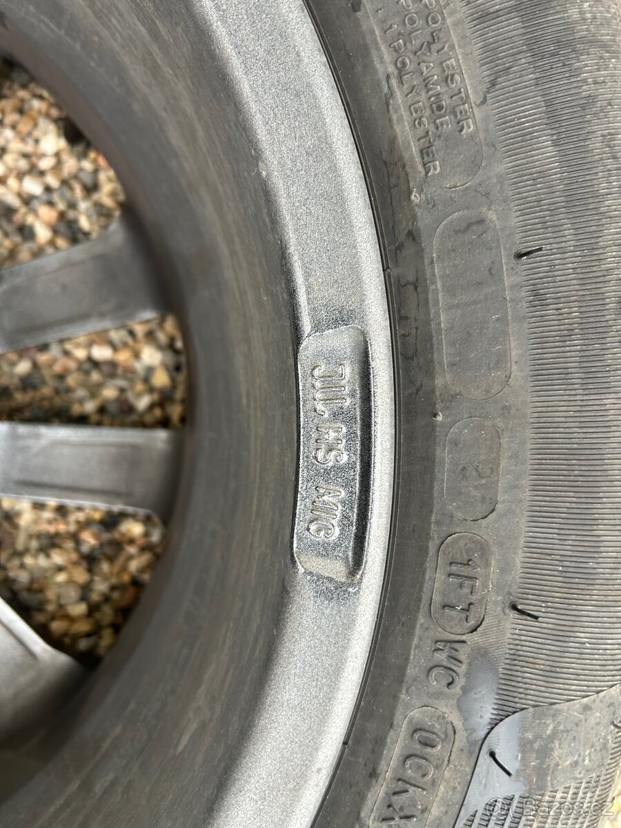 Prodám letní komplet Dezent - 12