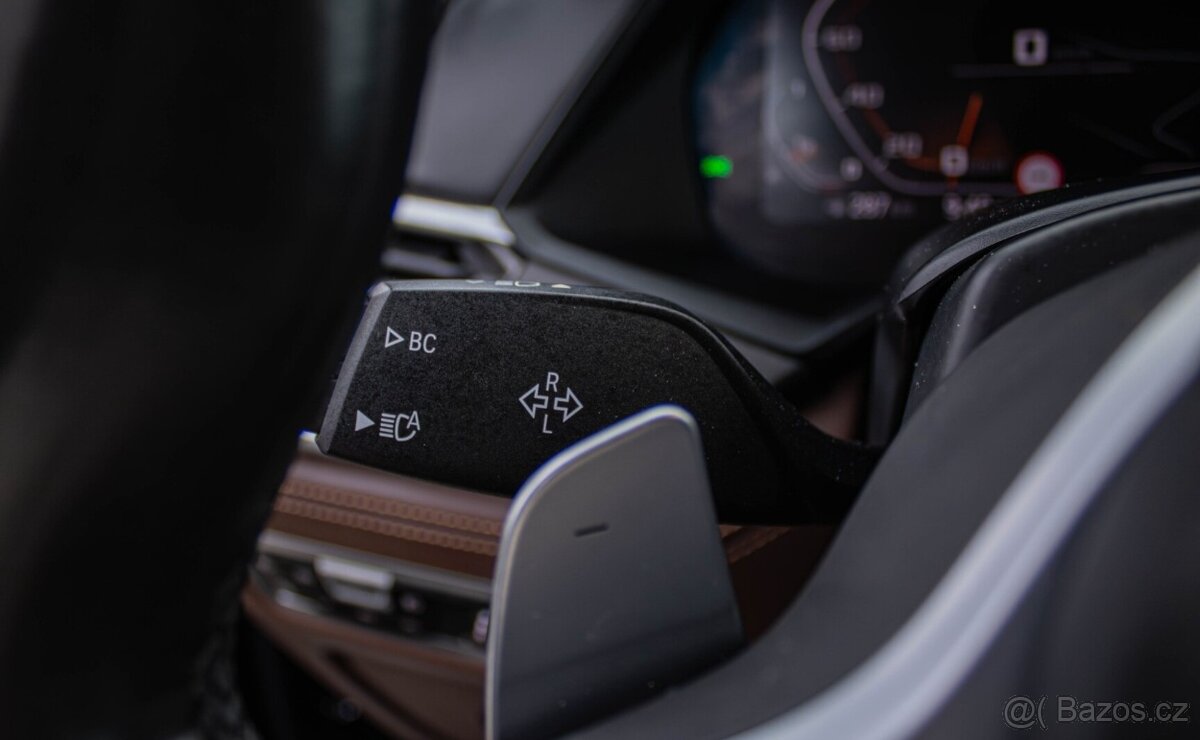 BMW X7 M50i xDrive 2019 - 12