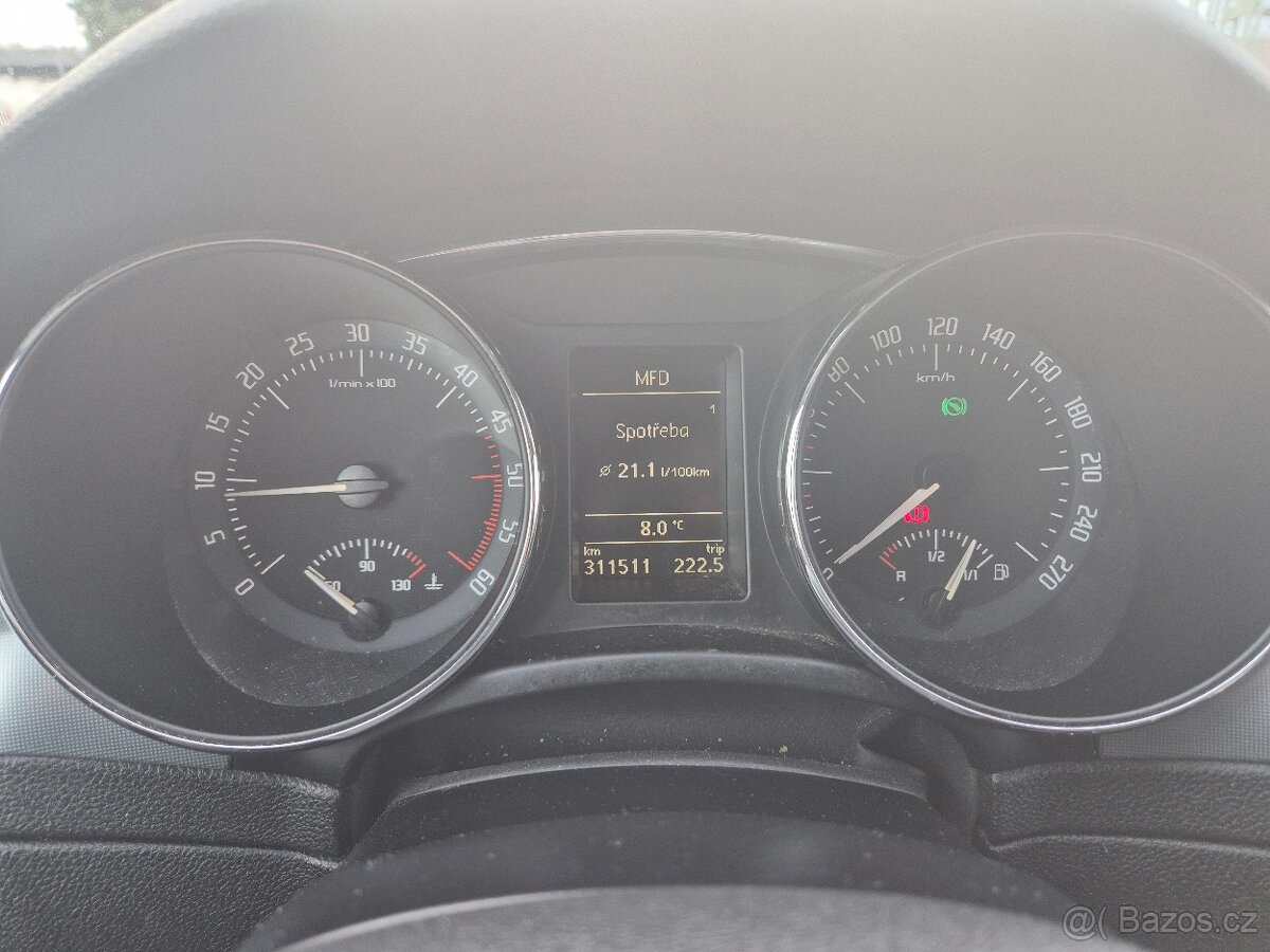 Škoda Superb 2 2.0TDi/DSG - 12