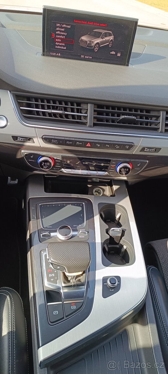 AUDI Q7 3.0 TDI 210kW QUATTRO - 12