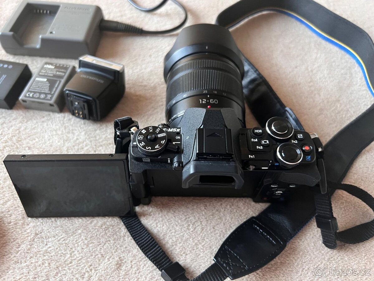 Olympus OM-D E-M5 Mark II – tělo + Panasonic 12–60 m - 12