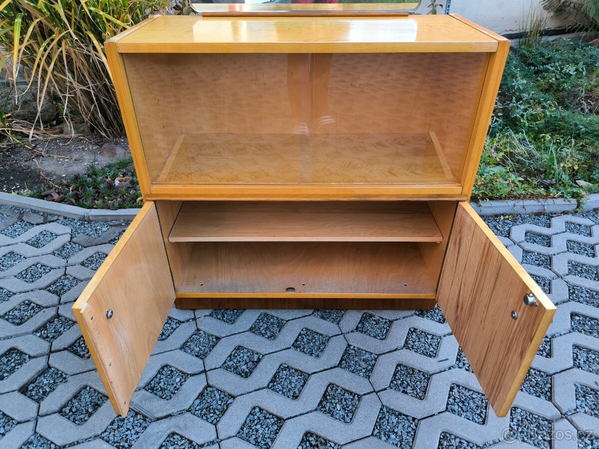 Retro skříňka/komoda UP Závody Bučovice - 60. léta č.2 - 12