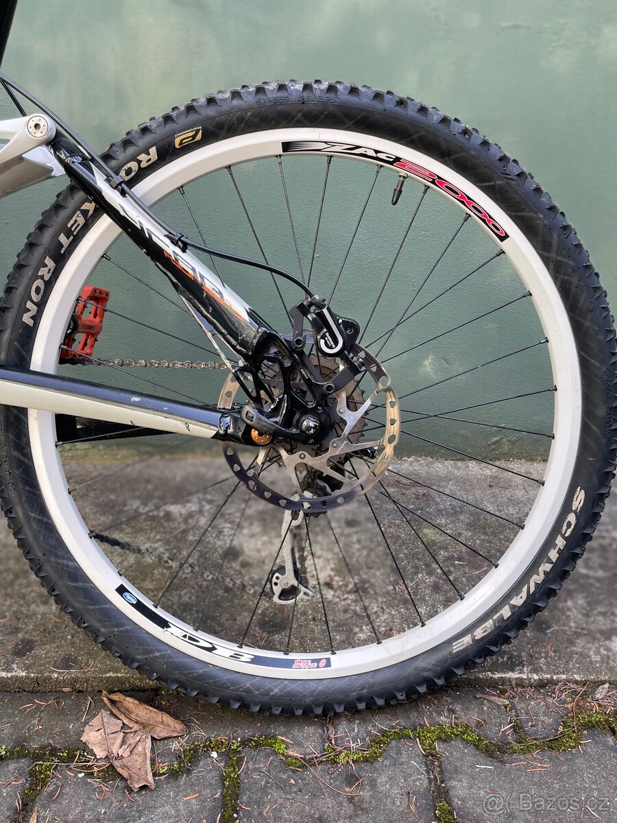 Prodám celoodpružené kolo KTM - 12