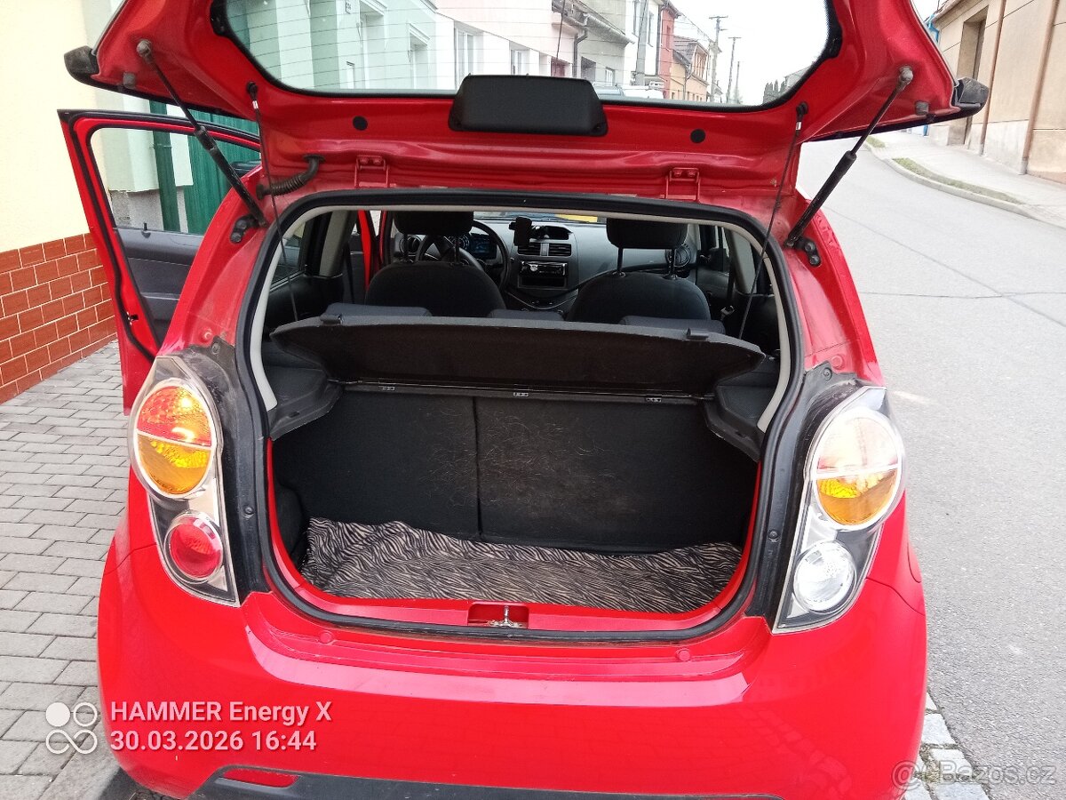 Chevrolet Spark 1.0 16V rok 2012 - 12