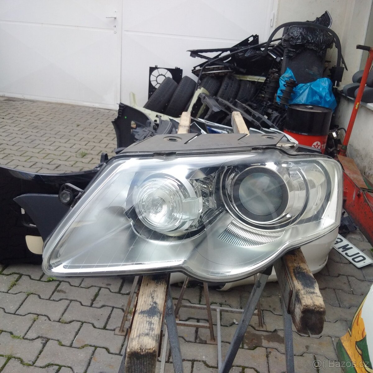 xenony vw passat b6 3C pravy levy 05-07 - 12