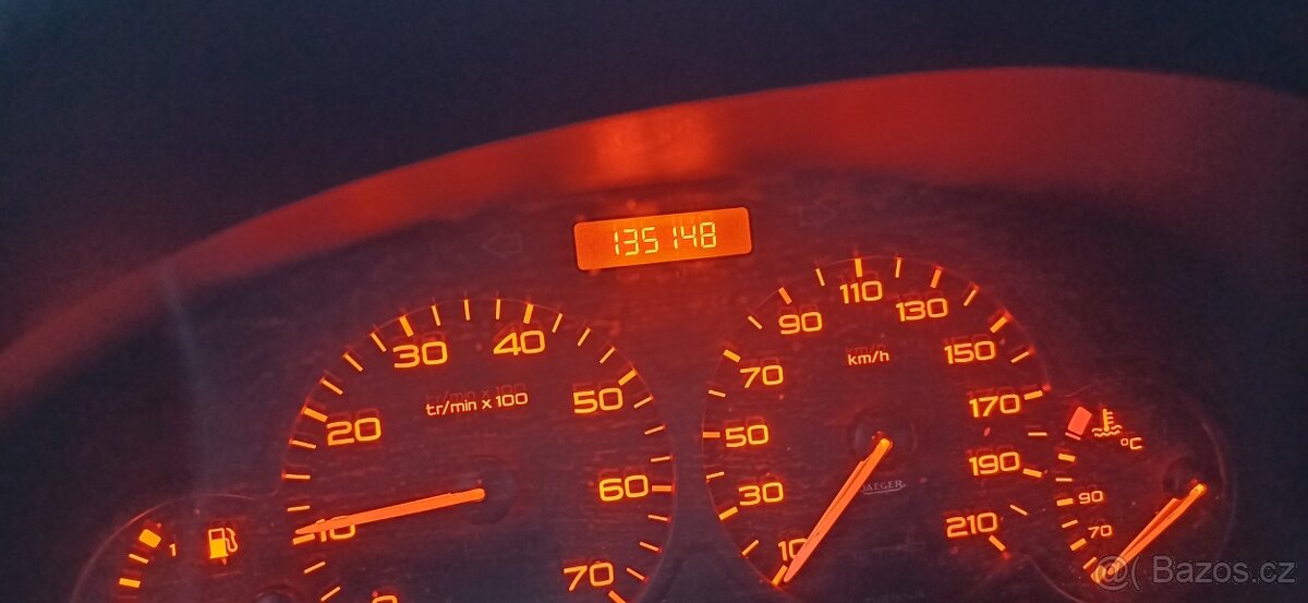 Citroën Berlingo 1.4i , 5 mistné - 12