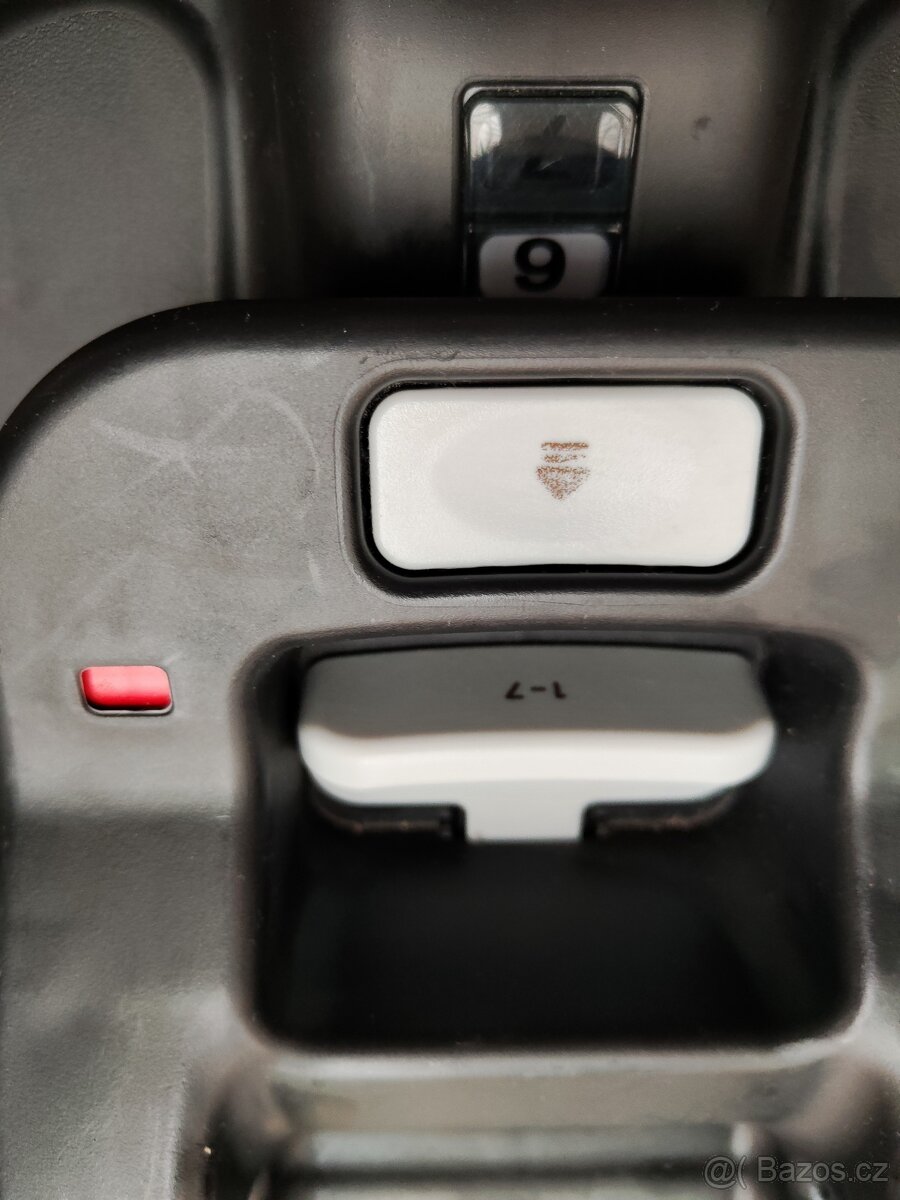 Set autosedačky Joie + zakladna - 12