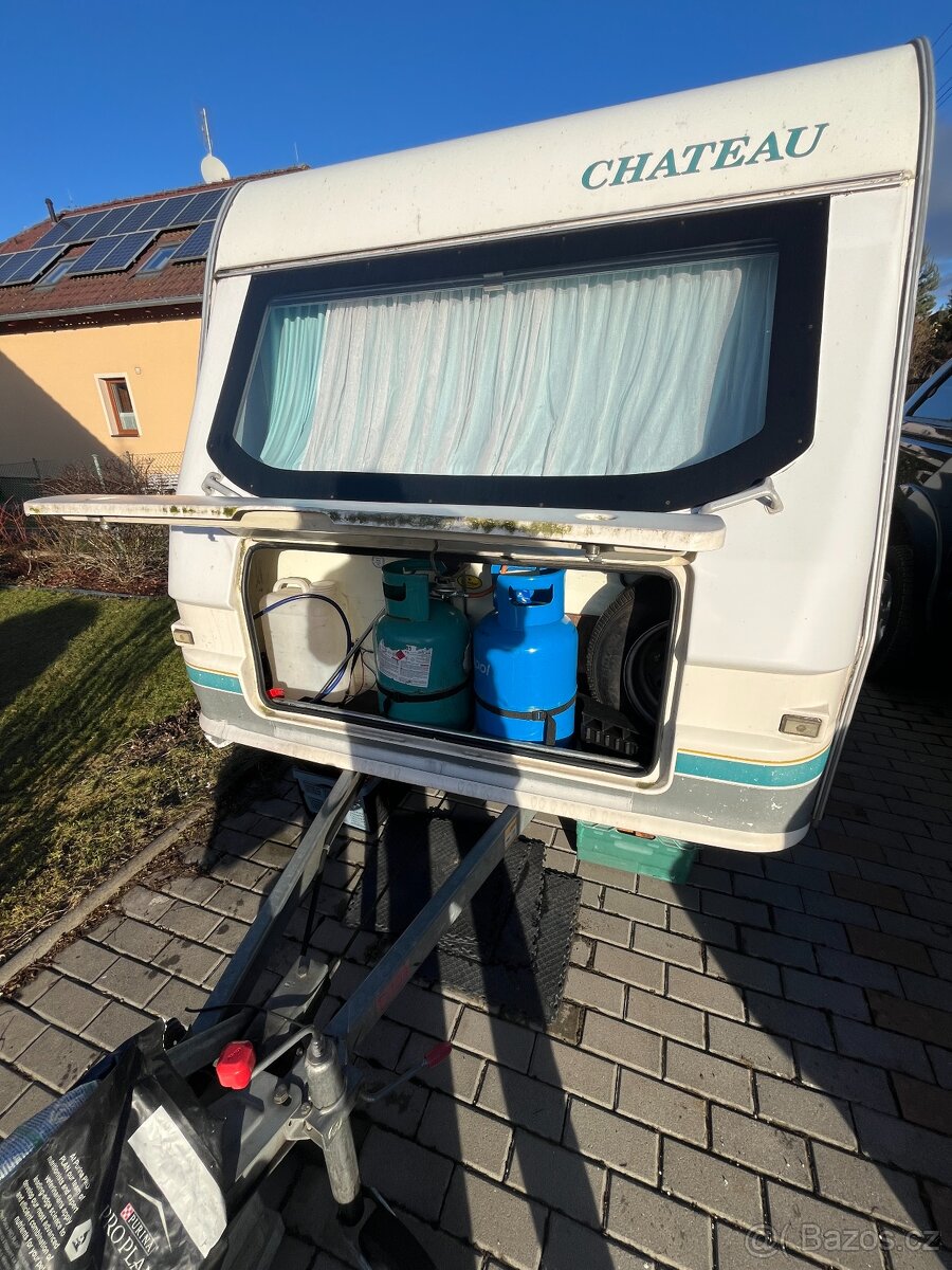 Obytný přívěs karavan - 12