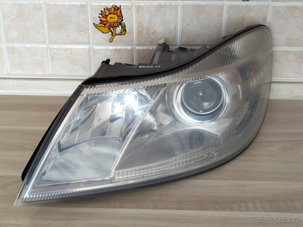 Sada pro renovaci světlometů + náplň 800ml Náplň 800ml = 45 - 12