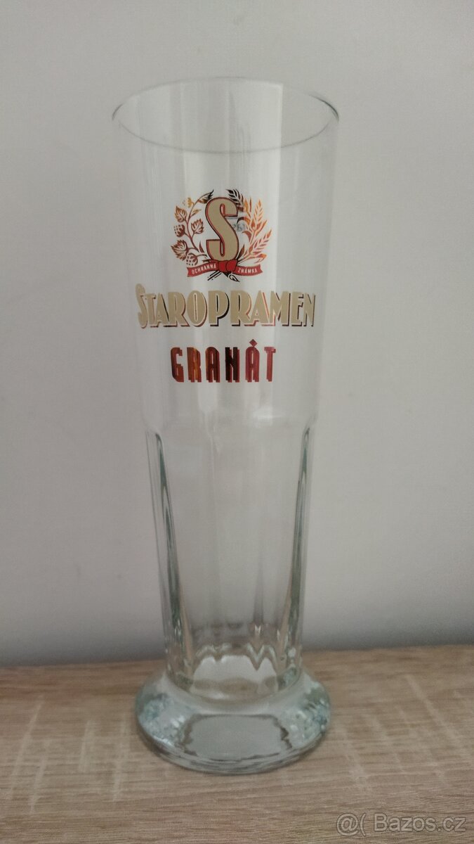 Pivní sklenice Staropramen - 12