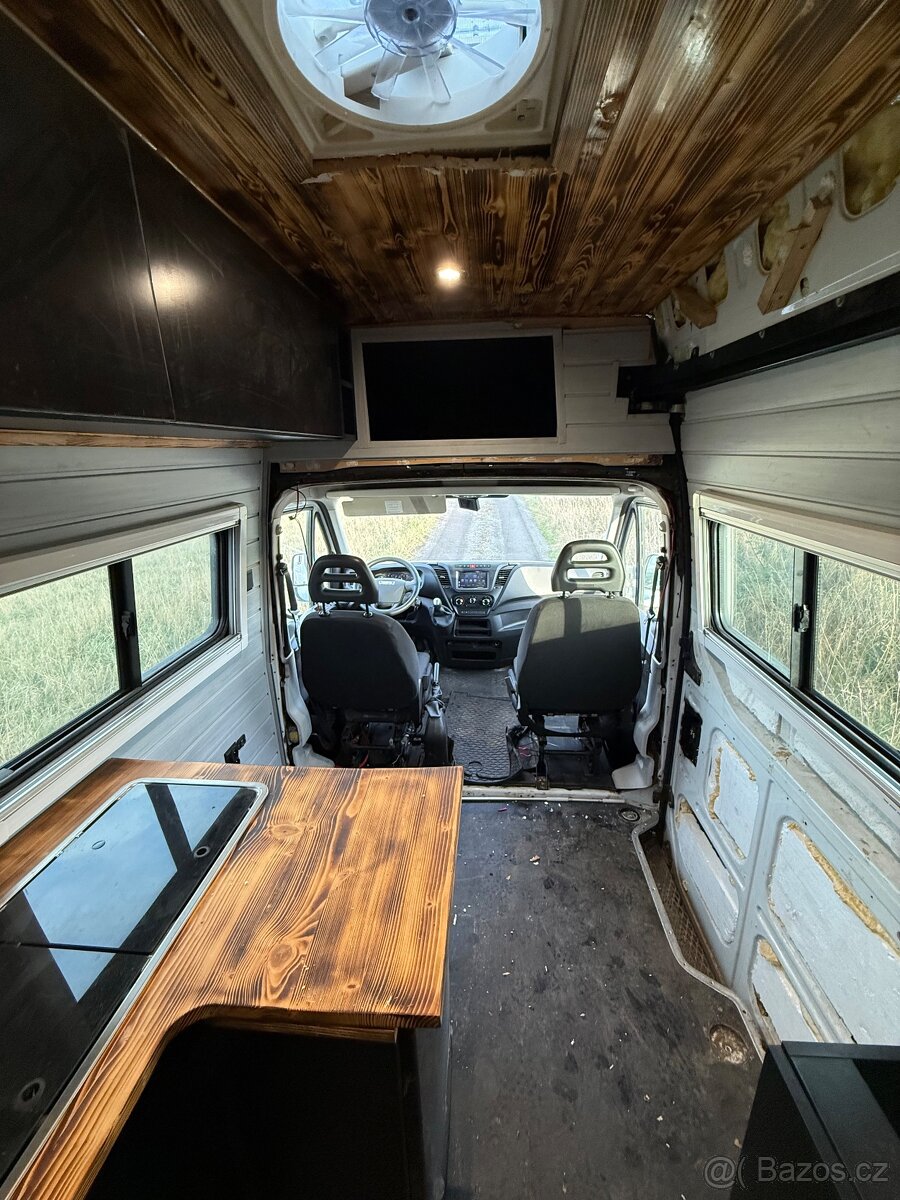 IVECO DAILY OBYTNÝ VŮZ K dodělaní - 12
