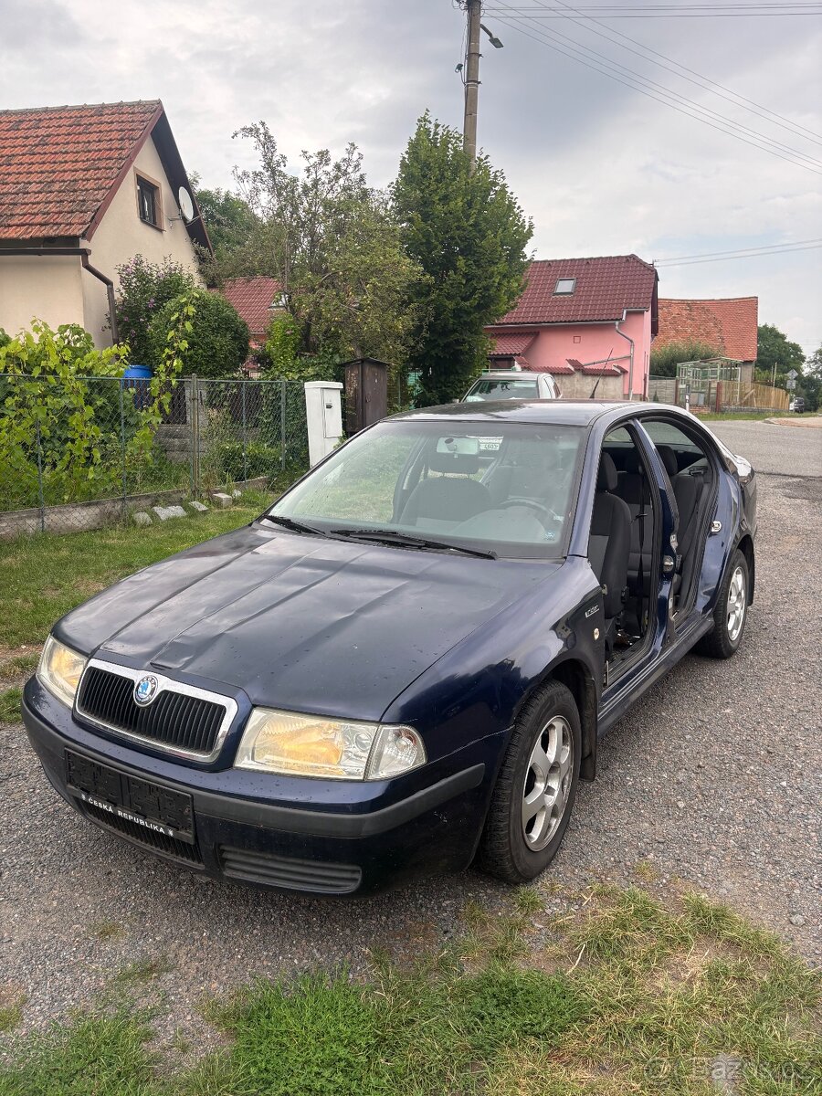 Škoda octavia 1 1.6 75kw AVU - 12