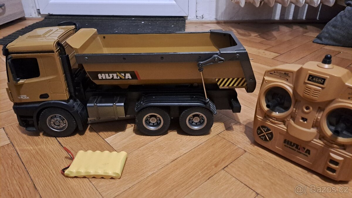 RC stavební stroje - nakladač, bagr, nákladní auto - 12