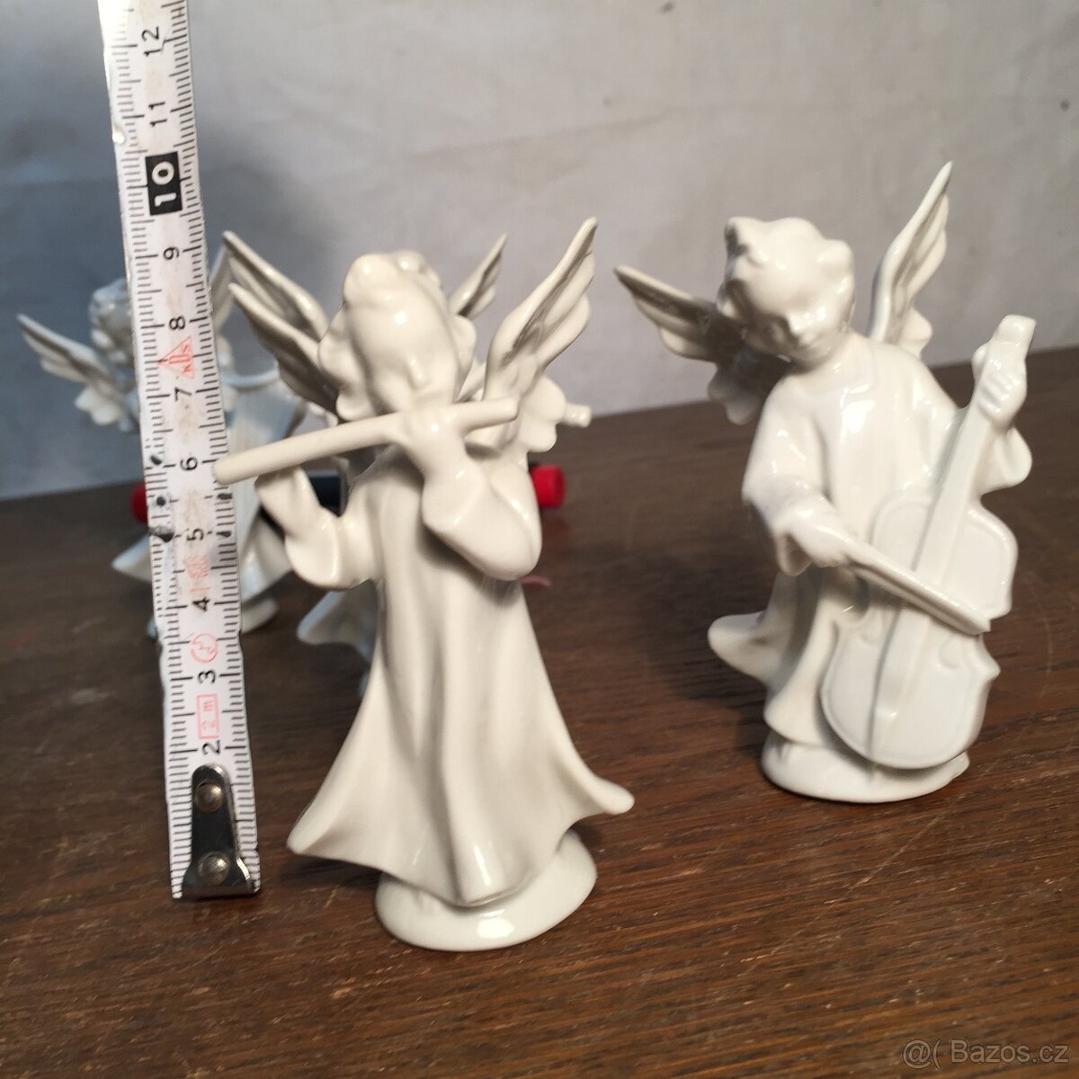 bílý porcelánový anděl - 7x andělíček - nebeský chór andělé - 12