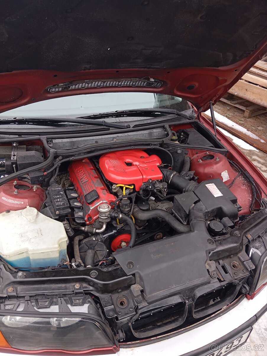 BMW E46 318i - 12