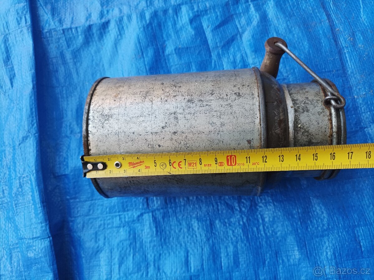 Plechová konvička Mars 1l - 12