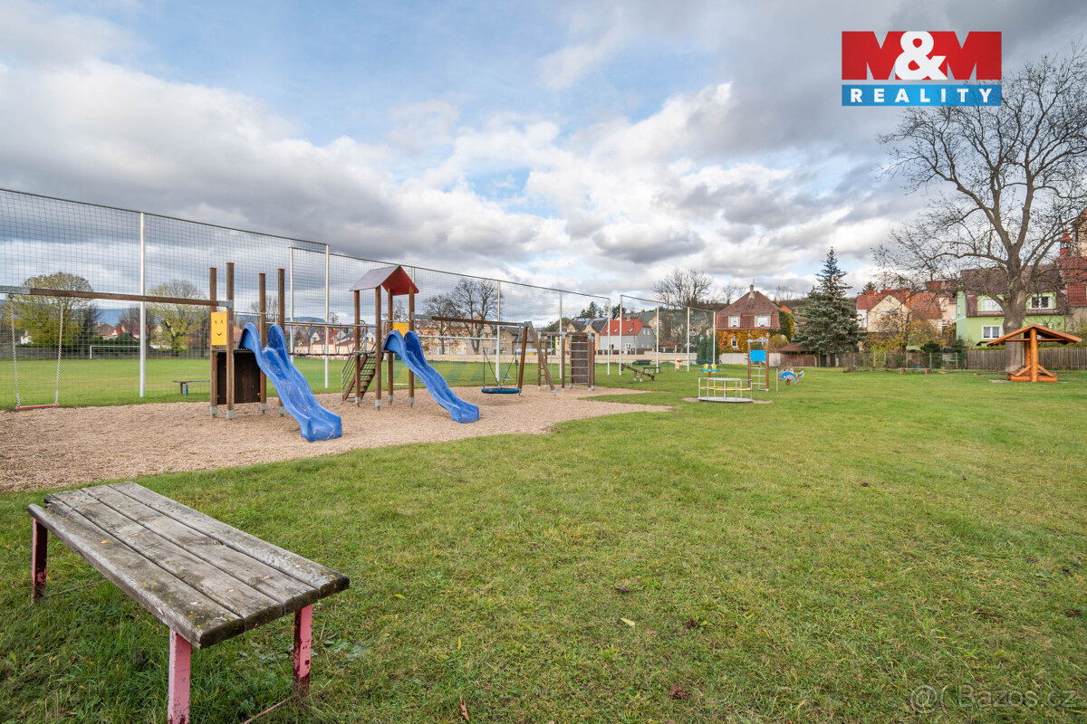 Prodej nájemního domu v Zabrušanech - 12