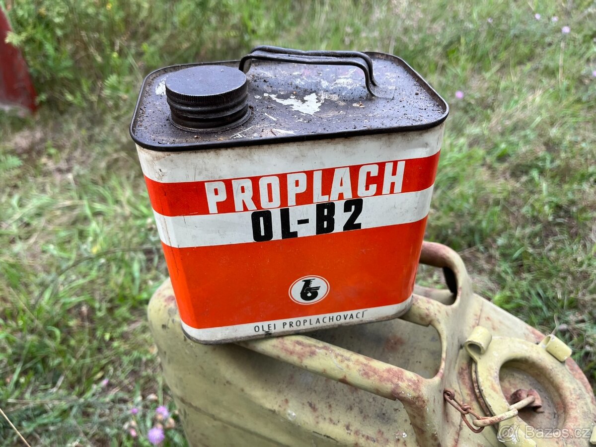 Plechovka od proplachovacího oleje - 12
