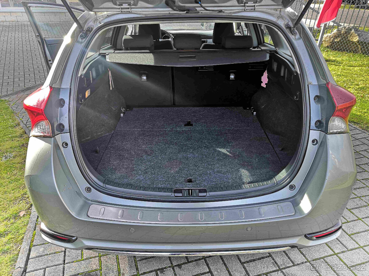 Toyota Auris combi TS 1.6 VVT-i AT - 12