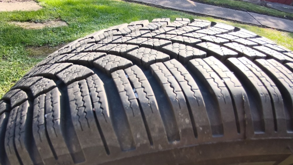 Zánov.zimní sada orig.Alu kol ŠKODA pneu 205/60/16 96H TOP - 12