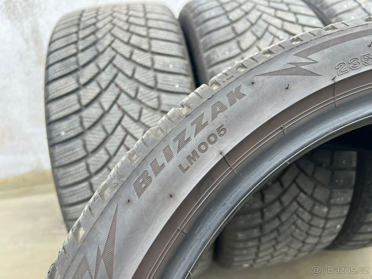 235/40R19 zimní pneu BRIDGESTONE BLIZZAK LM005 - 12
