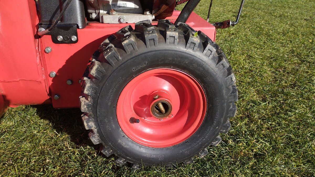 Sněhová fréza. - 12