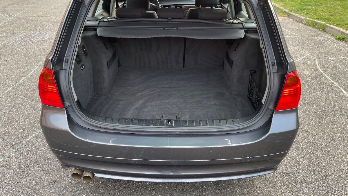 BMW E91 325i XENONY - 12
