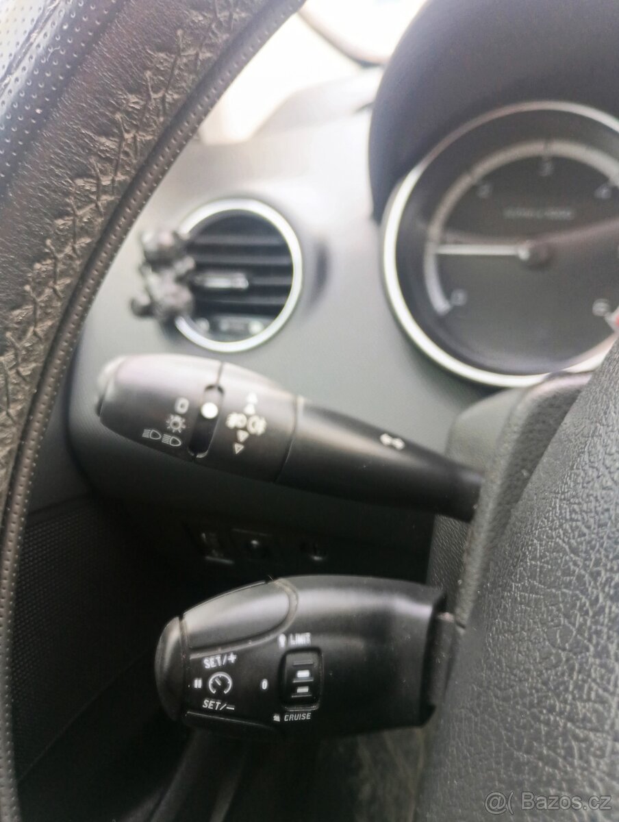 Peugeot 308 - 12