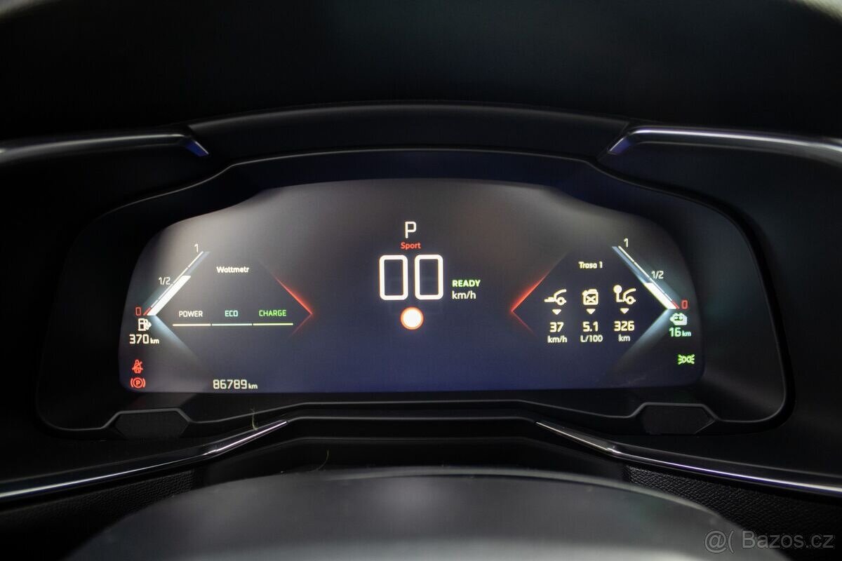 DS 7 CROSSBACK 1.6 E-tense Rivoli / 133kW / A8 / 2022 - 12