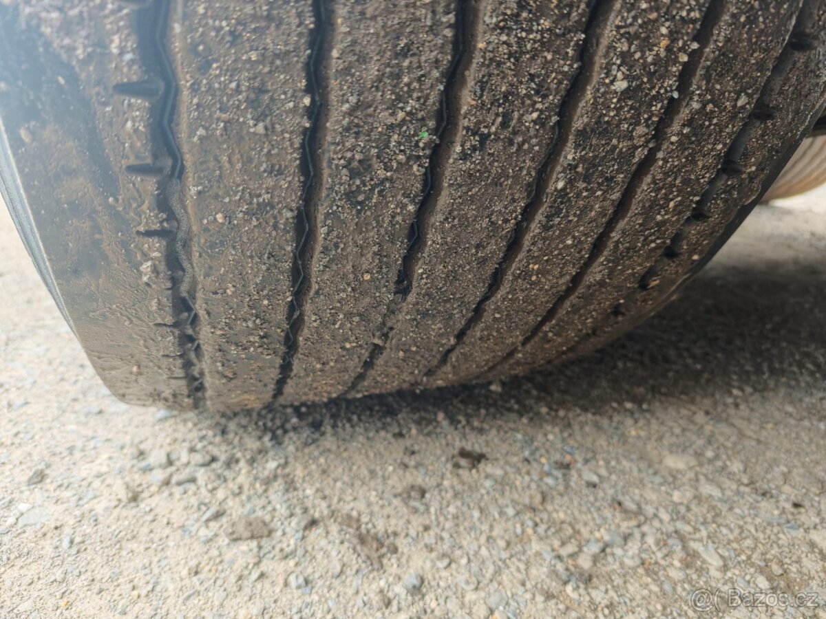 PLACHTOVÝ NÁVĚS SCHWARZMULLER SPA 3/E LOWDECK - 12