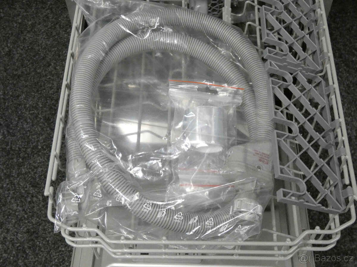 Myčka Candy CDIH 2T1047 - se zárukou - 12