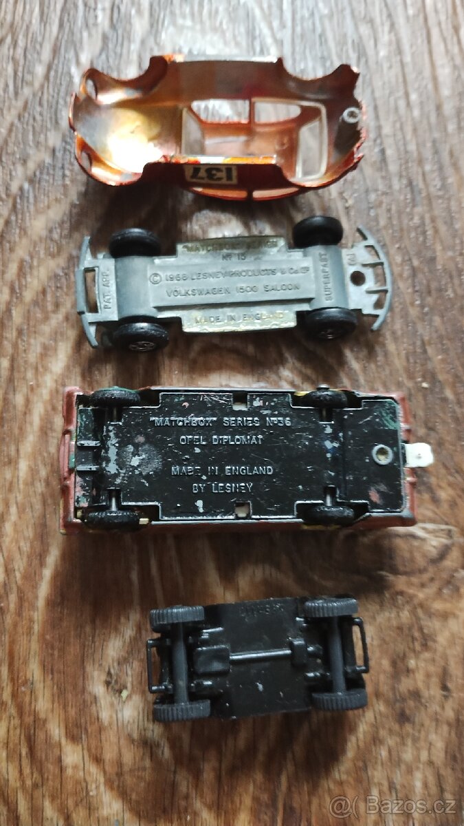 Autíčka angličáci a z kinder vajíčka - 12