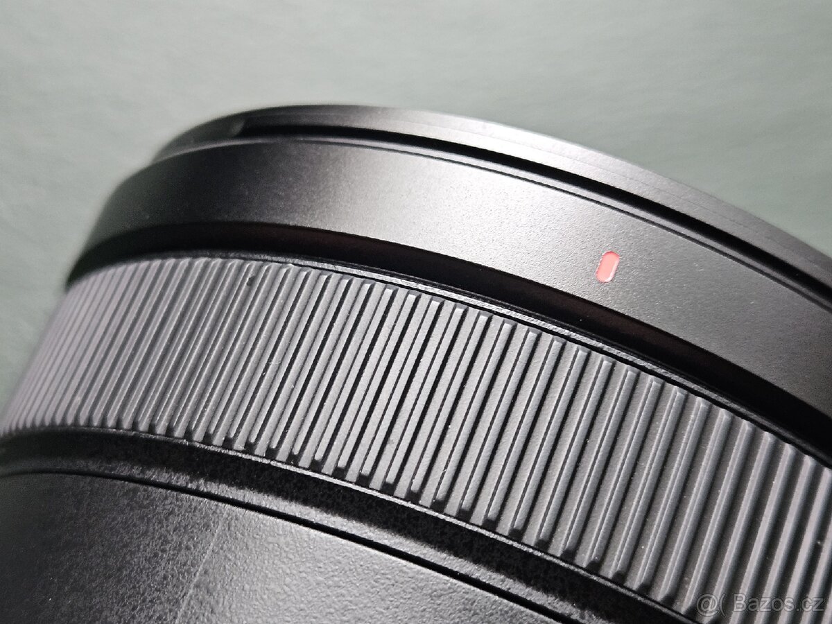 Objektiv Sony FE 24-105mm F4 G OSS - 12