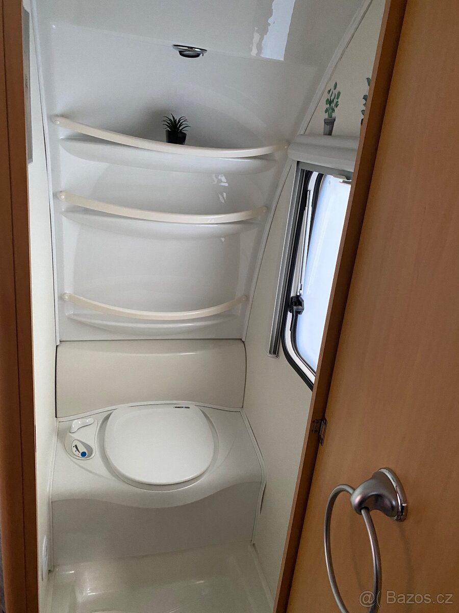 Karavan Beyerland Vitesse 400 FB ,KLIMATIZACE - 12