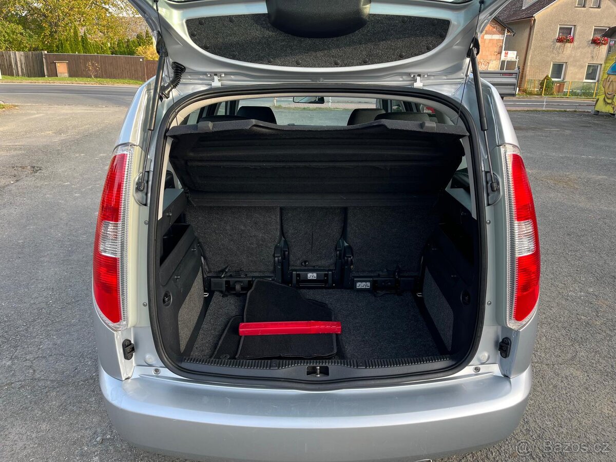 ŠKODA ROOMSTER 1. 6 MPI SERVISNÍ KNIHA 124.900 km - 12