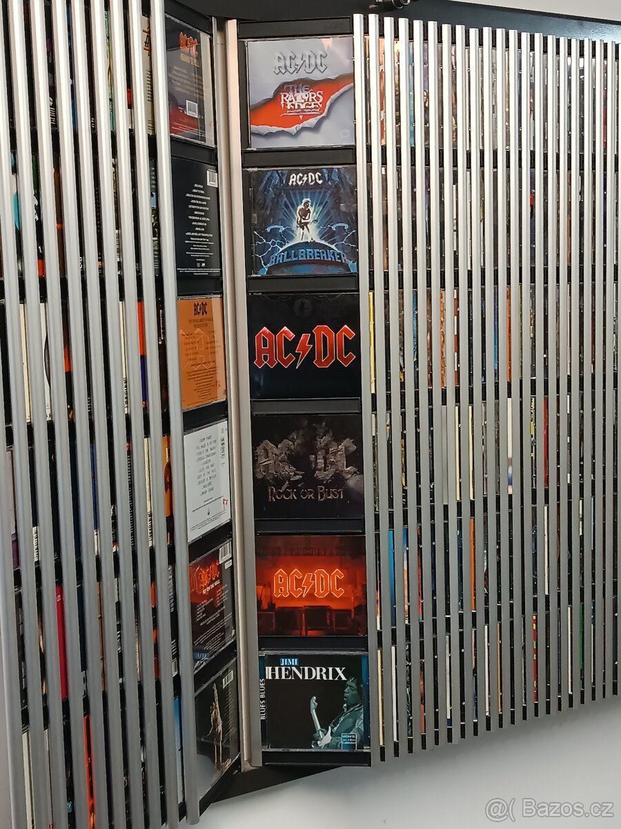 Velká sbírka CD s pořadačem - 12